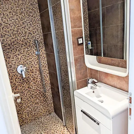 For 8 Guests In Center Appartement *