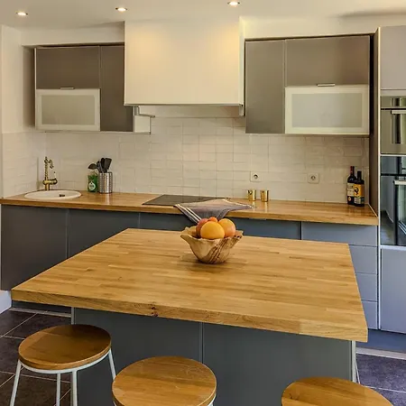 For 8 Guests In Center Appartement Nice