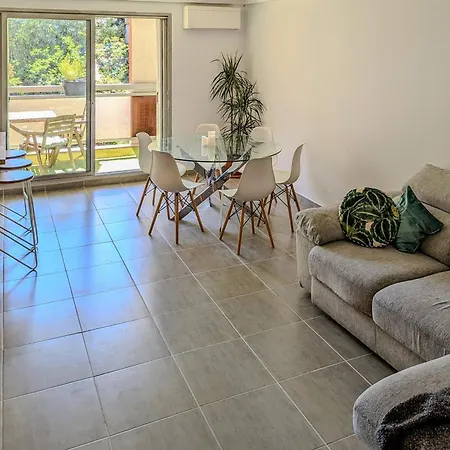 Apartamento For 8 Guests In Center